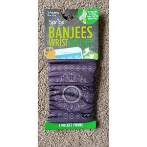 NWT Sprigs Banjees Wrist Wallets in Grey and black